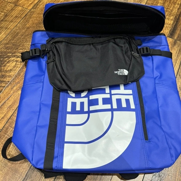 The North Face Fuse Box ll - Picture 4 of 5